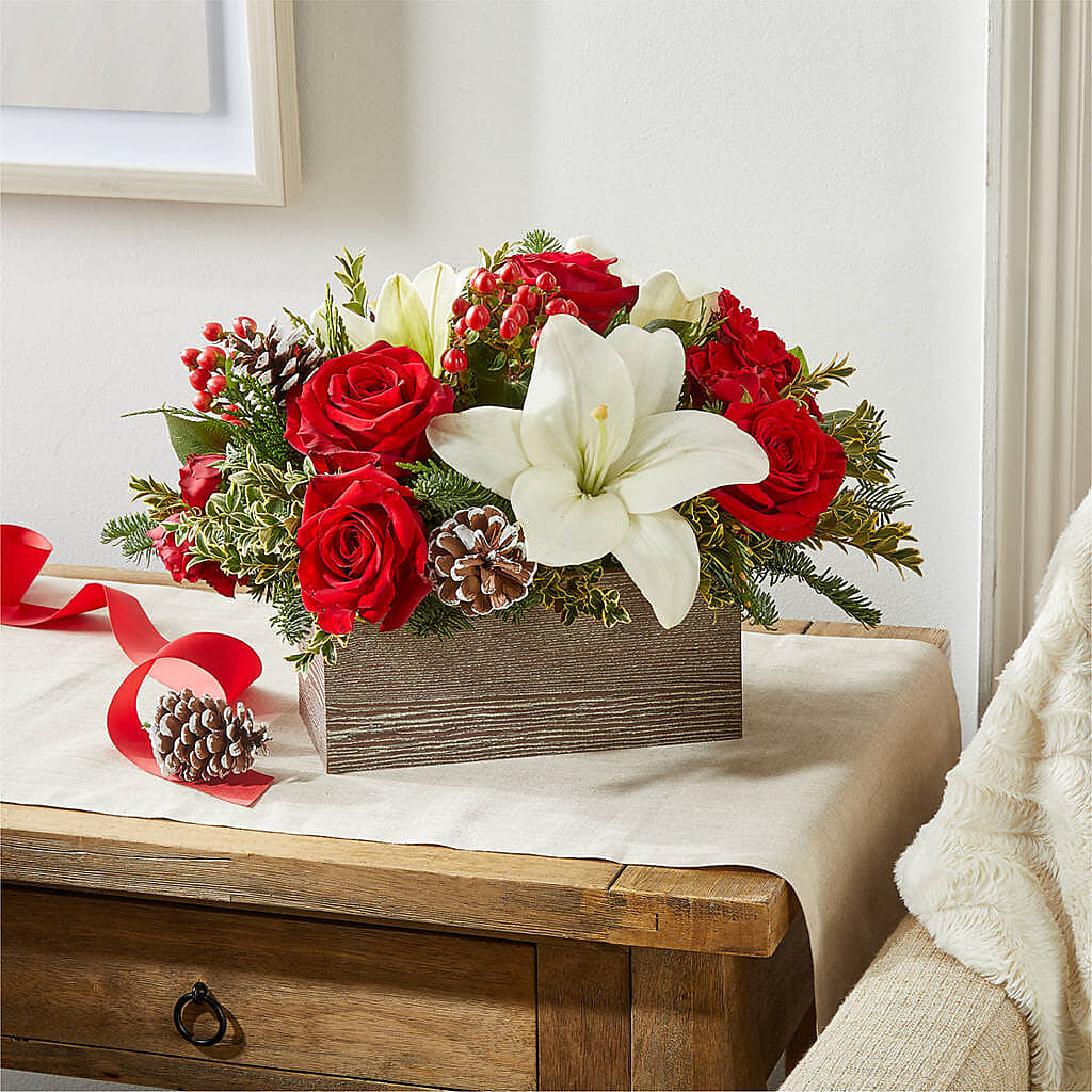 Snowy Wonderland Bouquet –  Buckeye Flowers, Marysville OH