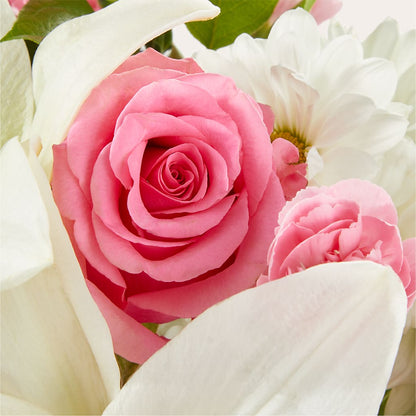 Whispers of Comfort Bouquet –  Buckeye Flowers, Marysville OH