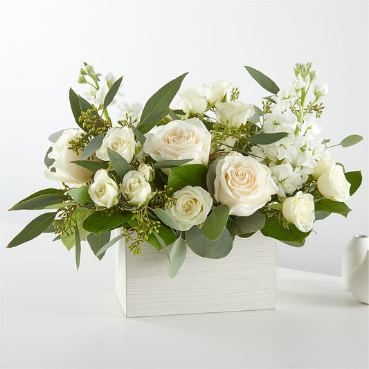 Fresh Linen Box Bouquet –  Buckeye Flowers, Marysville OH