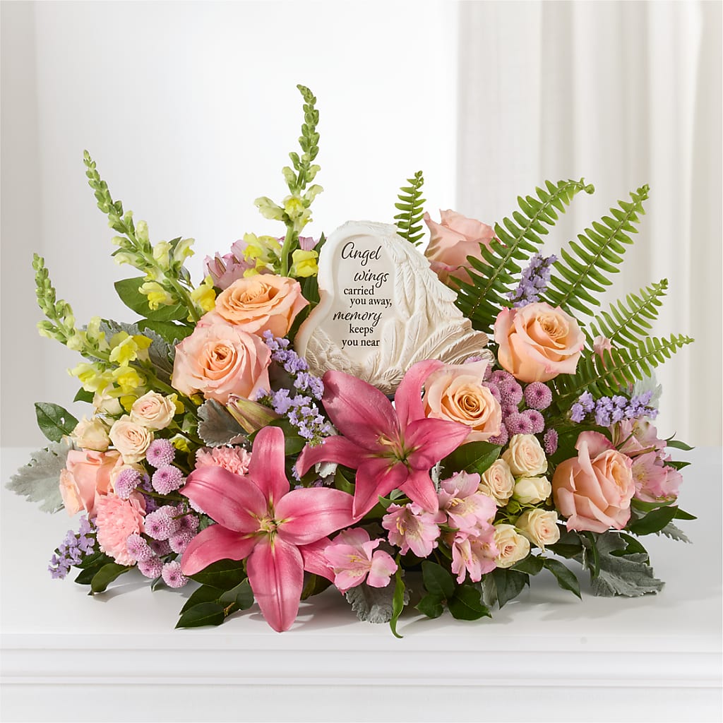 Gentle Light Arrangement –  Buckeye Flowers, Marysville OH