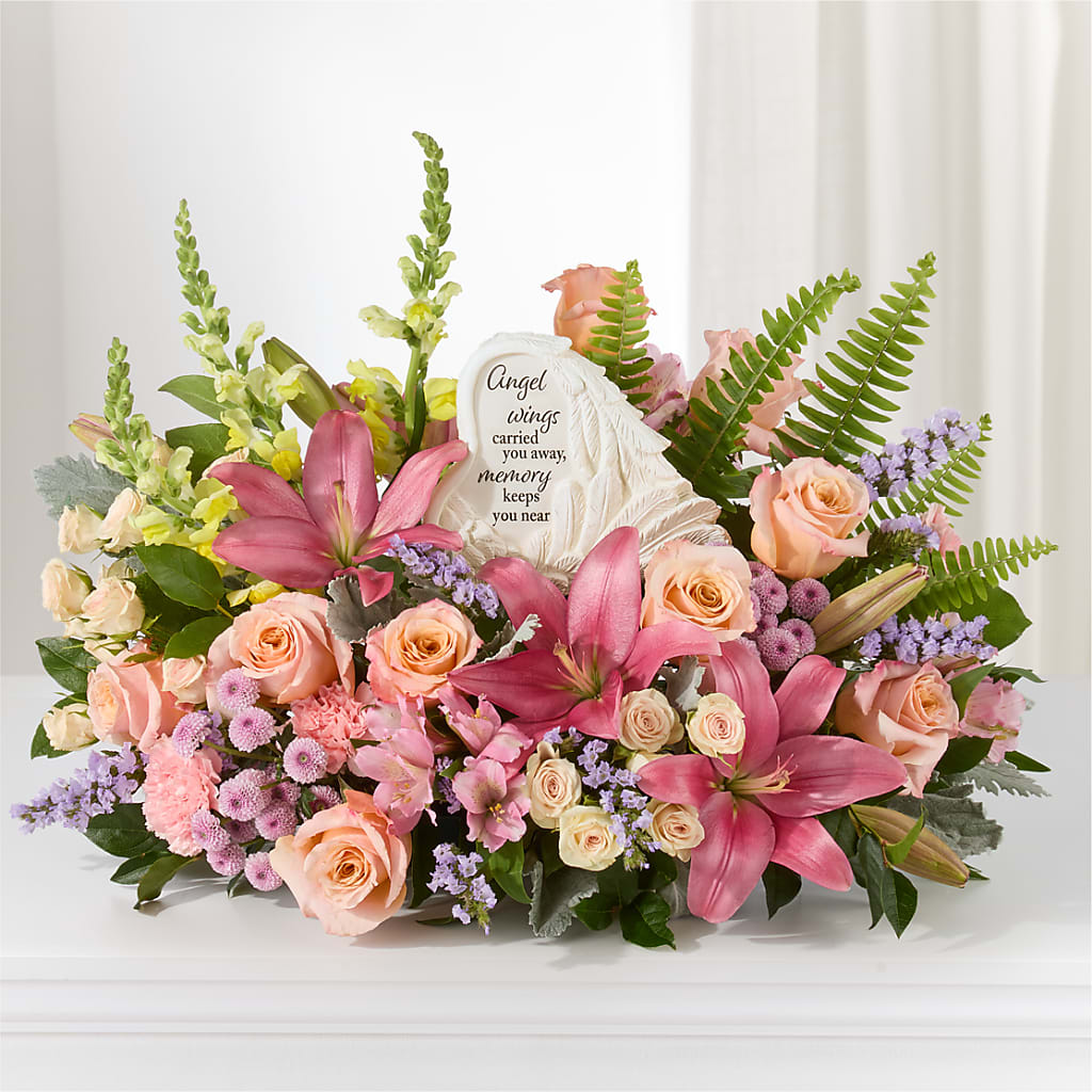 Gentle Light Arrangement –  Buckeye Flowers, Marysville OH