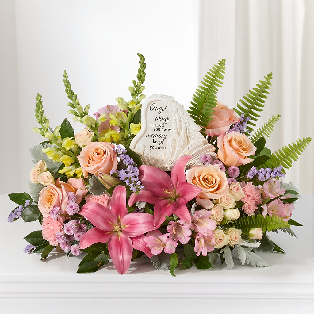 Gentle Light Arrangement –  Buckeye Flowers, Marysville OH