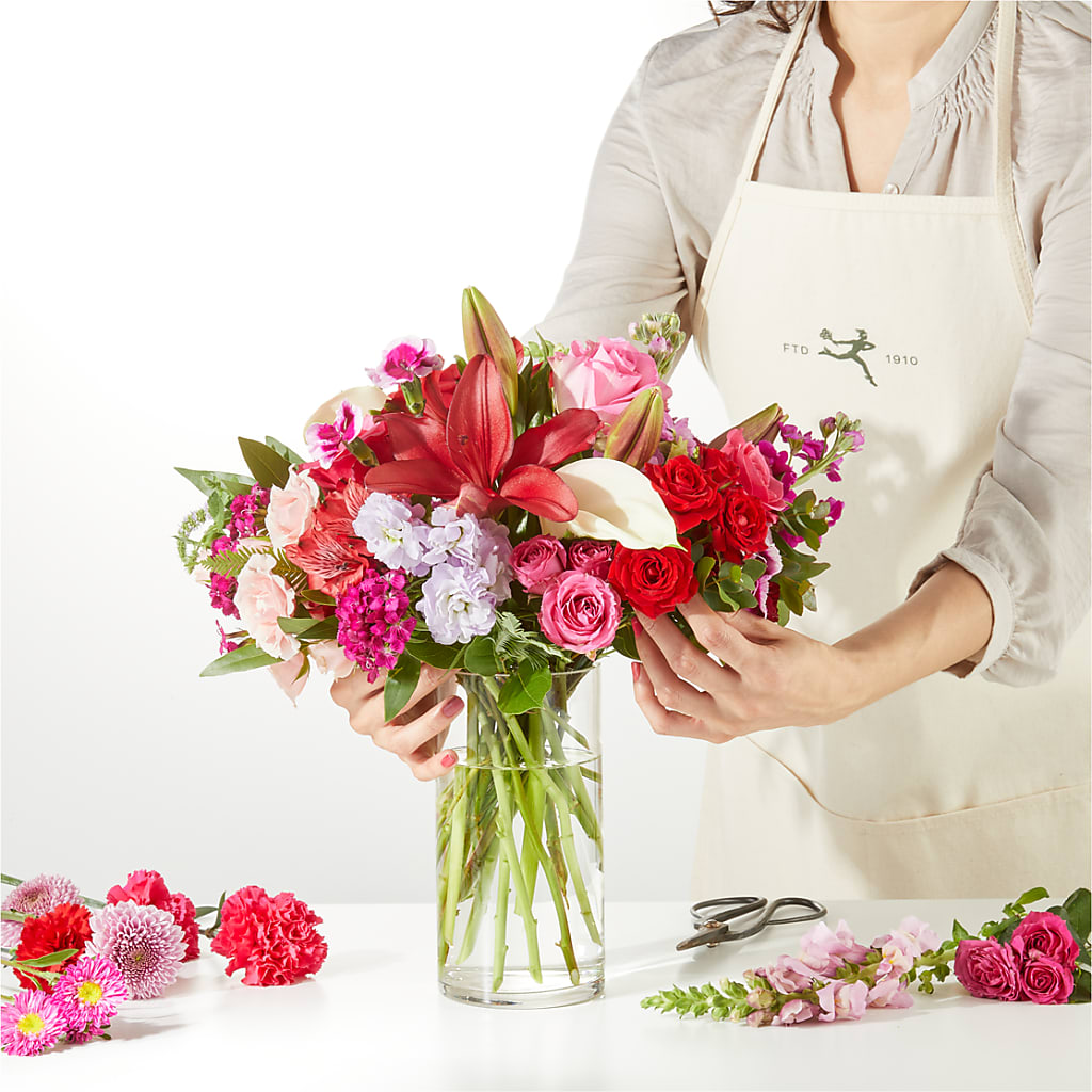 Swooning Over You - A Luxury Florist Original –  Buckeye Flowers, Marysville OH