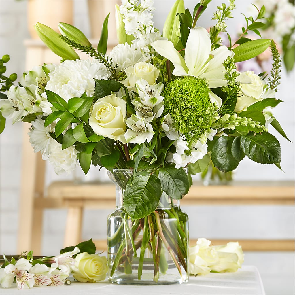 Classic Ivory – A Florist Original–Buckeye Flowers