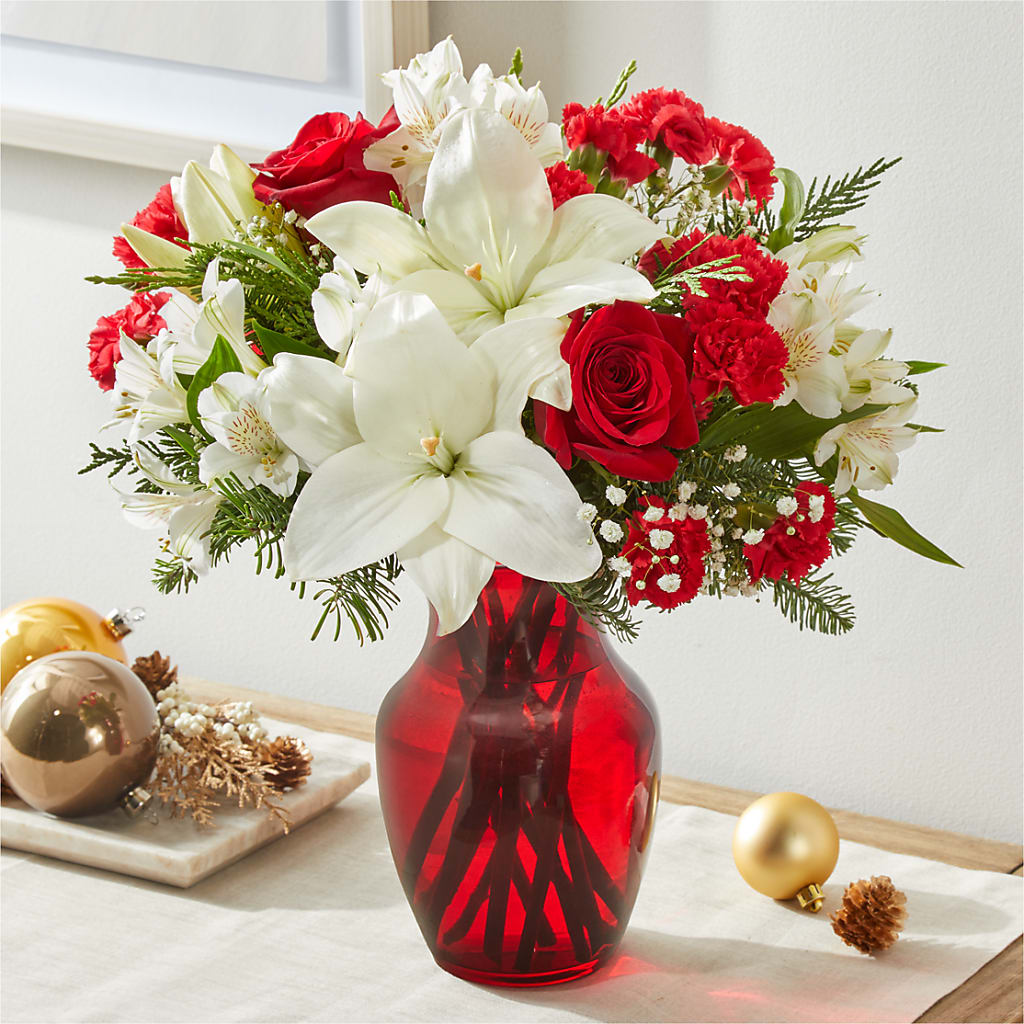 Holiday Season Bouquet –  Buckeye Flowers, Marysville OH