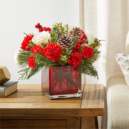 Christmas Market Bouquet –  Buckeye Flowers, Marysville OH