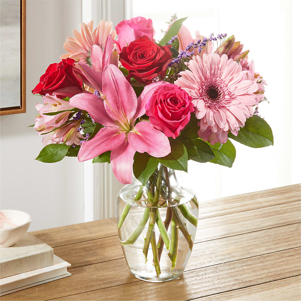 Lots of Love Bouquet –  Buckeye Flowers, Marysville OH