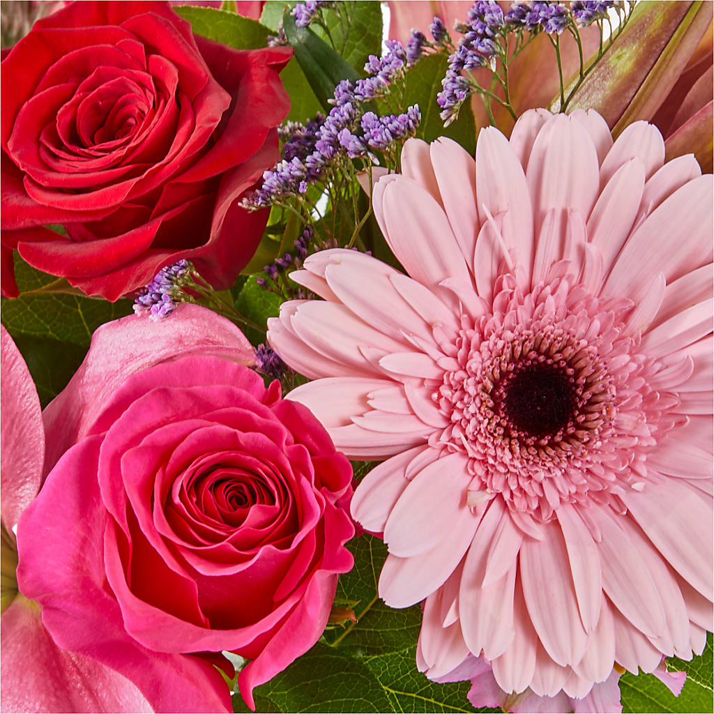 Lots of Love Bouquet –  Buckeye Flowers, Marysville OH