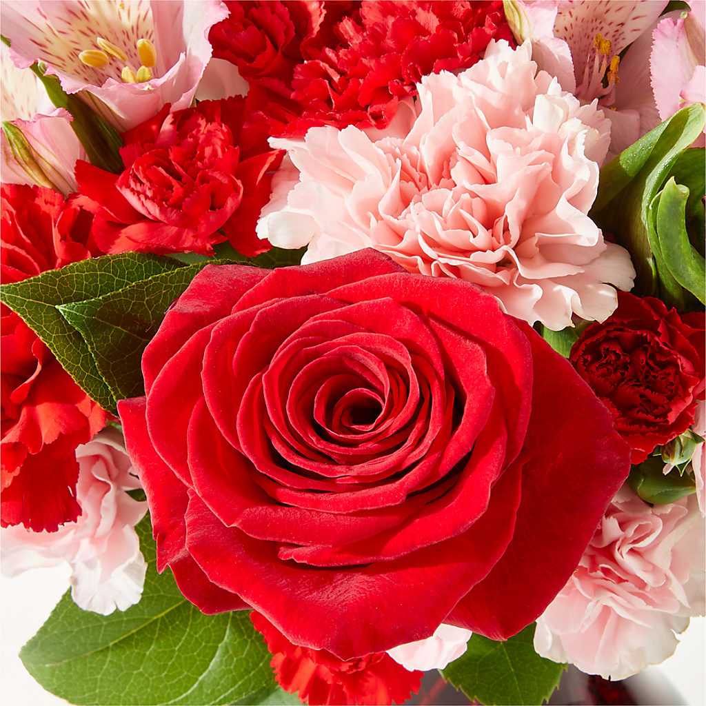 Candy Kisses Bouquet –  Buckeye Flowers, Marysville OH