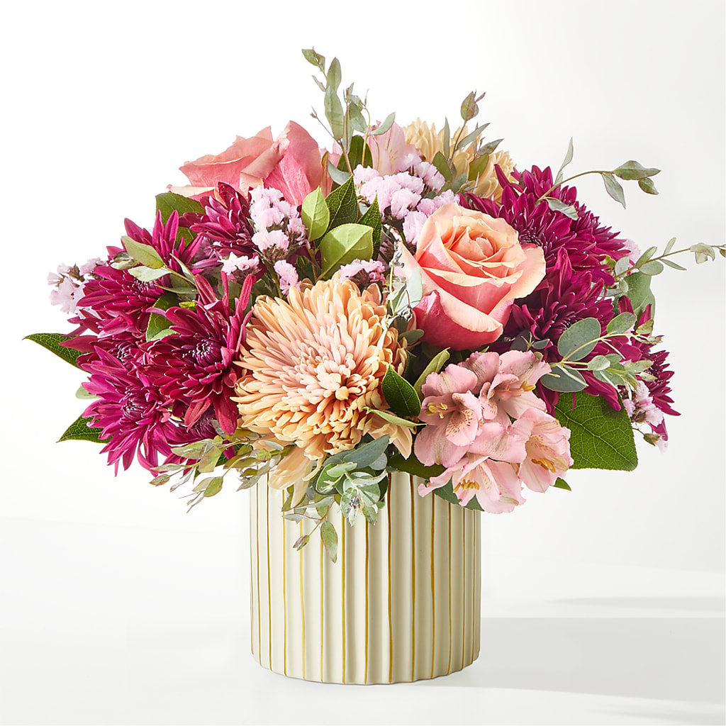 Berry Cobbler Bouquet with Ivory Vase –  Buckeye Flowers, Marysville OH