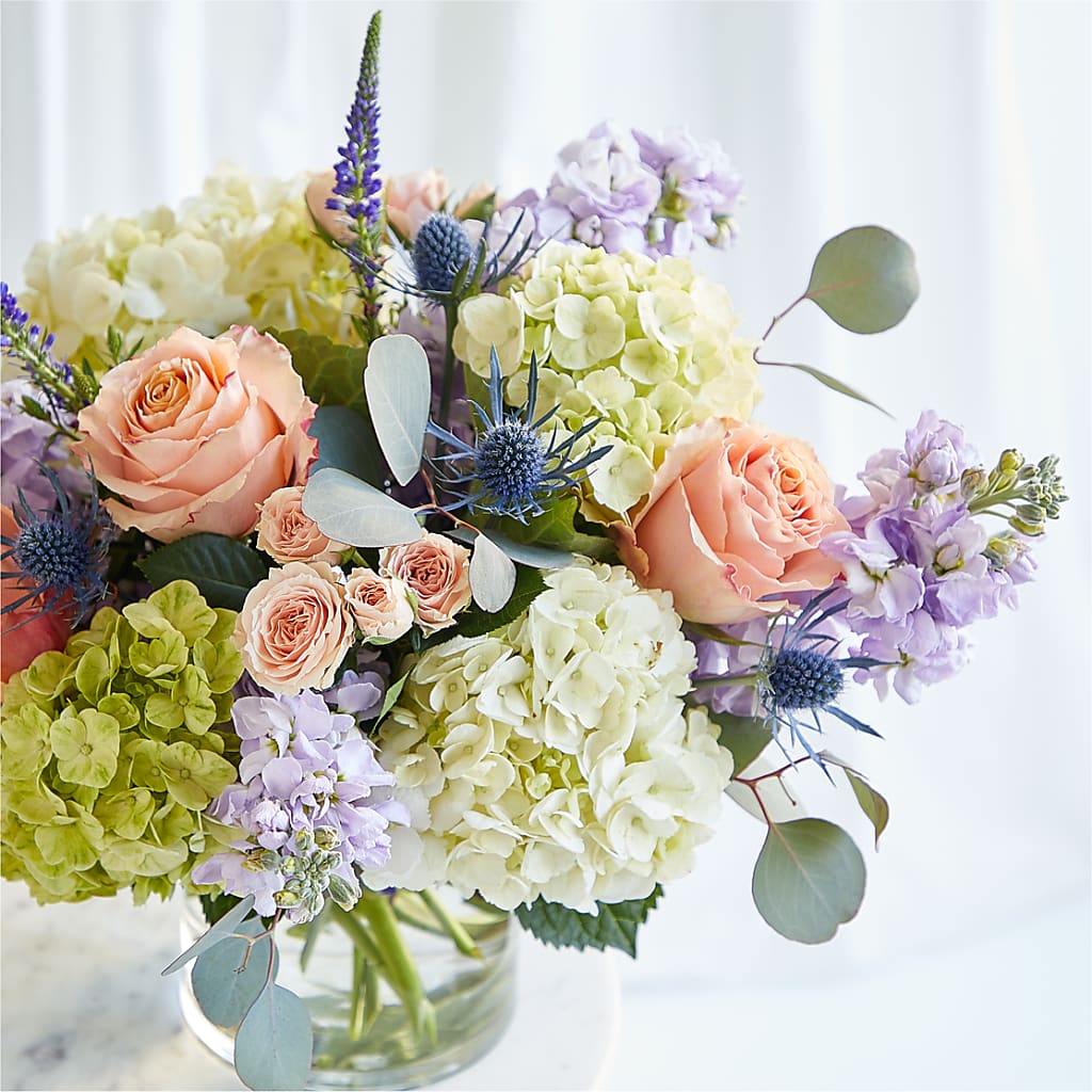 Porch Swing Bouquet –  Buckeye Flowers, Marysville OH