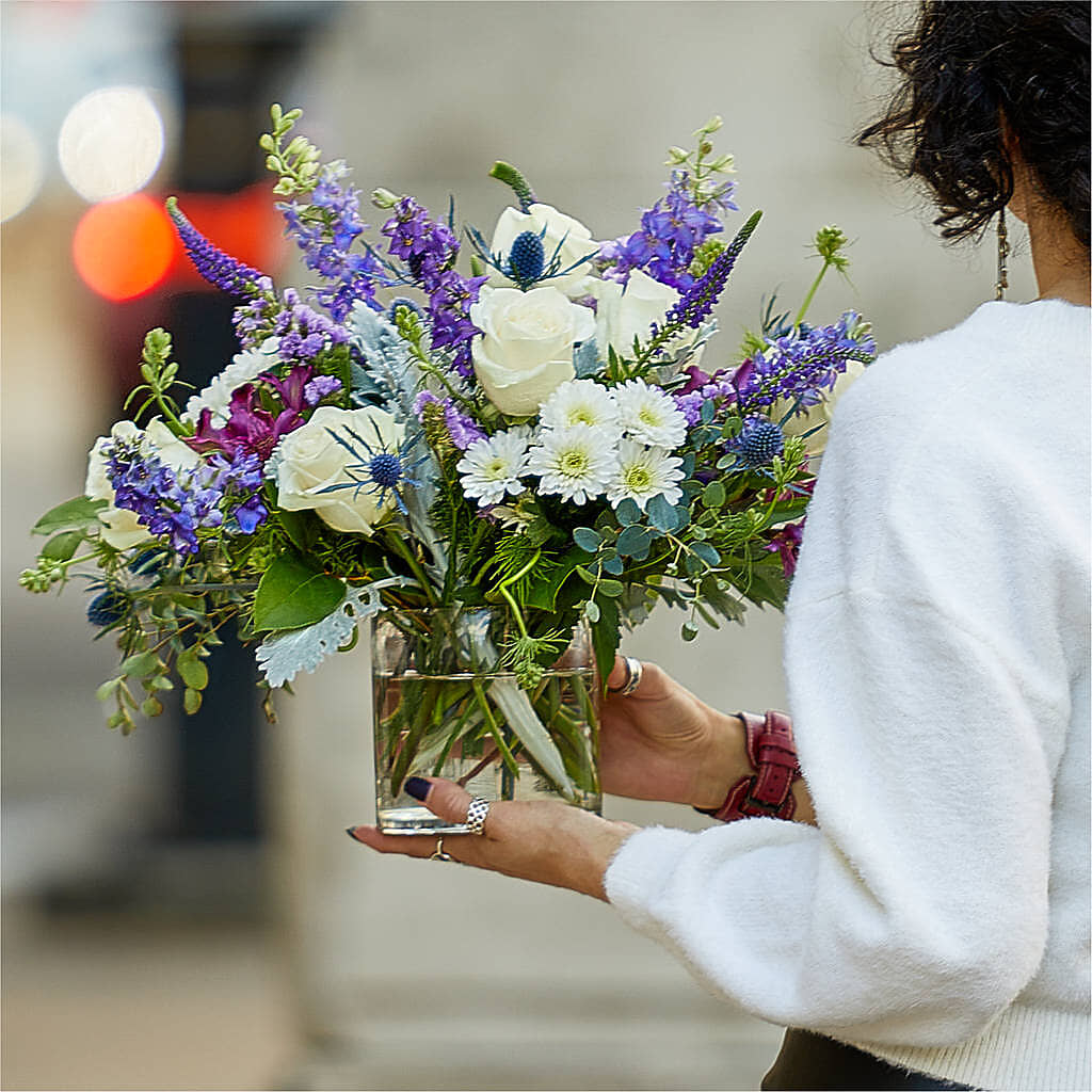 Shooting Star Bouquet –  Buckeye Flowers, Marysville OH