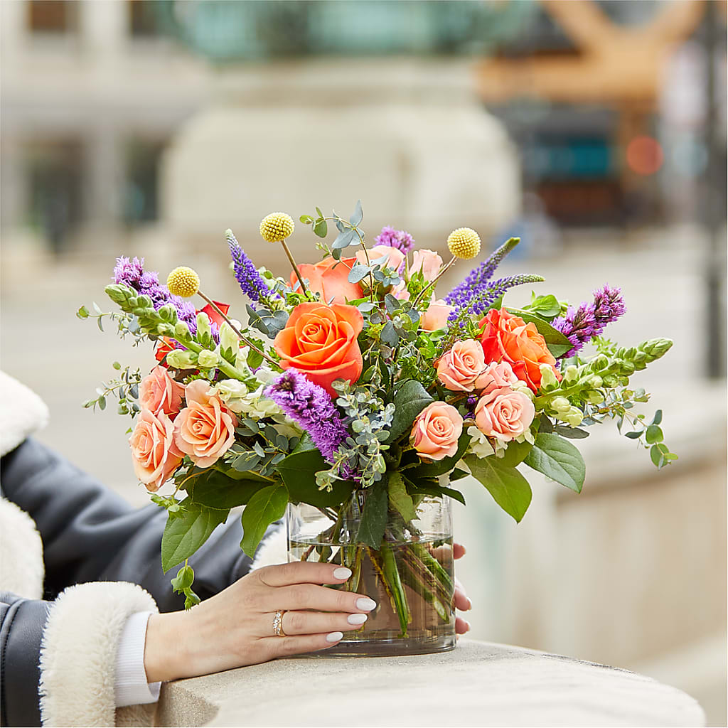 The Standout Bouquet –  Buckeye Flowers, Marysville OH