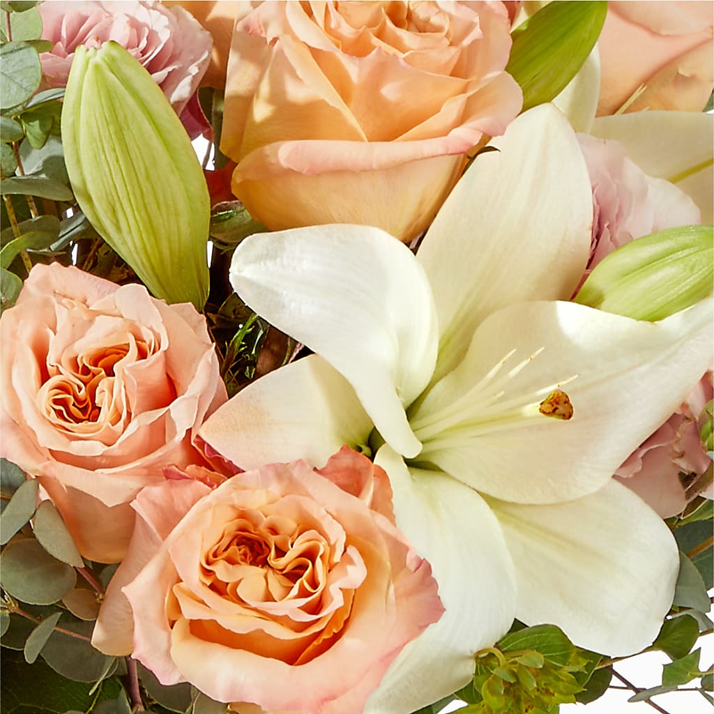 Grapefruit Splash Bouquet –  Buckeye Flowers, Marysville OH
