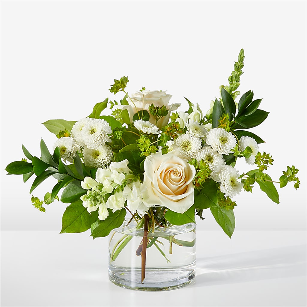 Hint of Vanilla Bouquet –  Buckeye Flowers, Marysville OH
