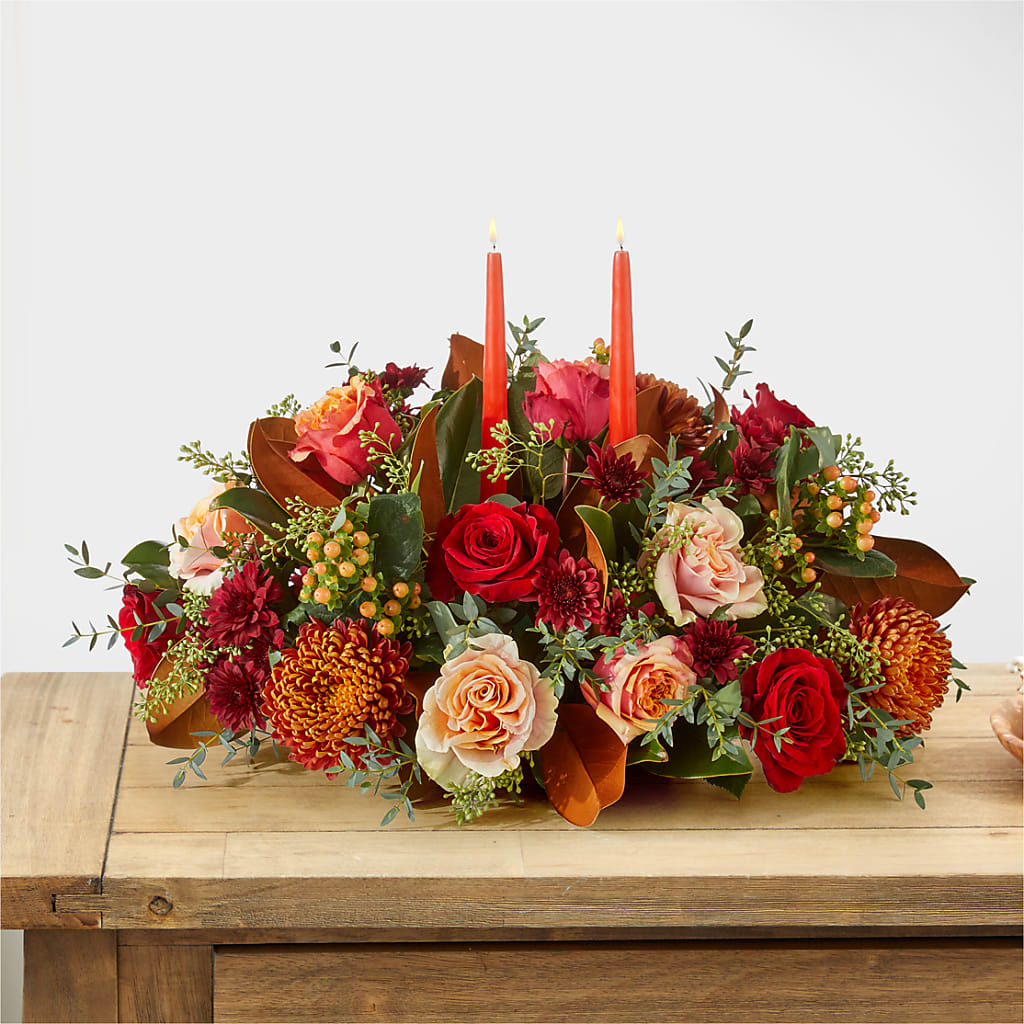 Gather Near Centerpiece –  Buckeye Flowers, Marysville OH